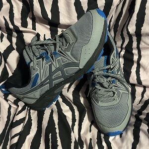 men’s asics gel venture 8 sneakers-size 9